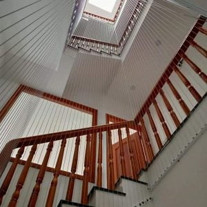 Lưới an toàn cầu thang