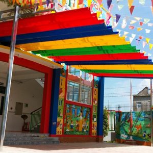 bạt mái xếp trường học